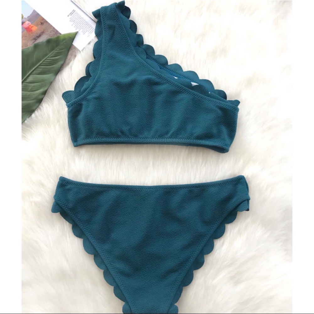 ❗️FINAL❗️ 🆕 CUPSHE Teal Green Scalloped Bikini 🔴🔴 - Picture 3 of 8